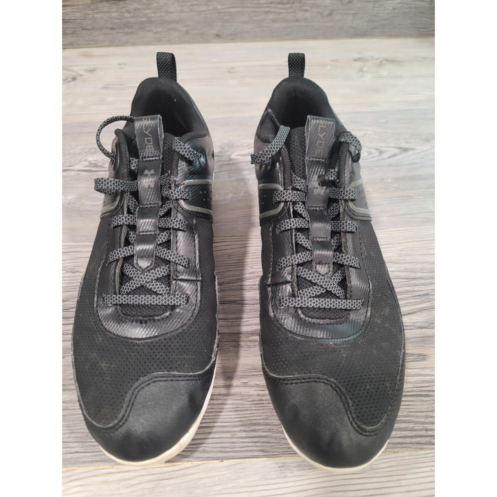 Under Armour cleats mens 9 used good shape inside and out